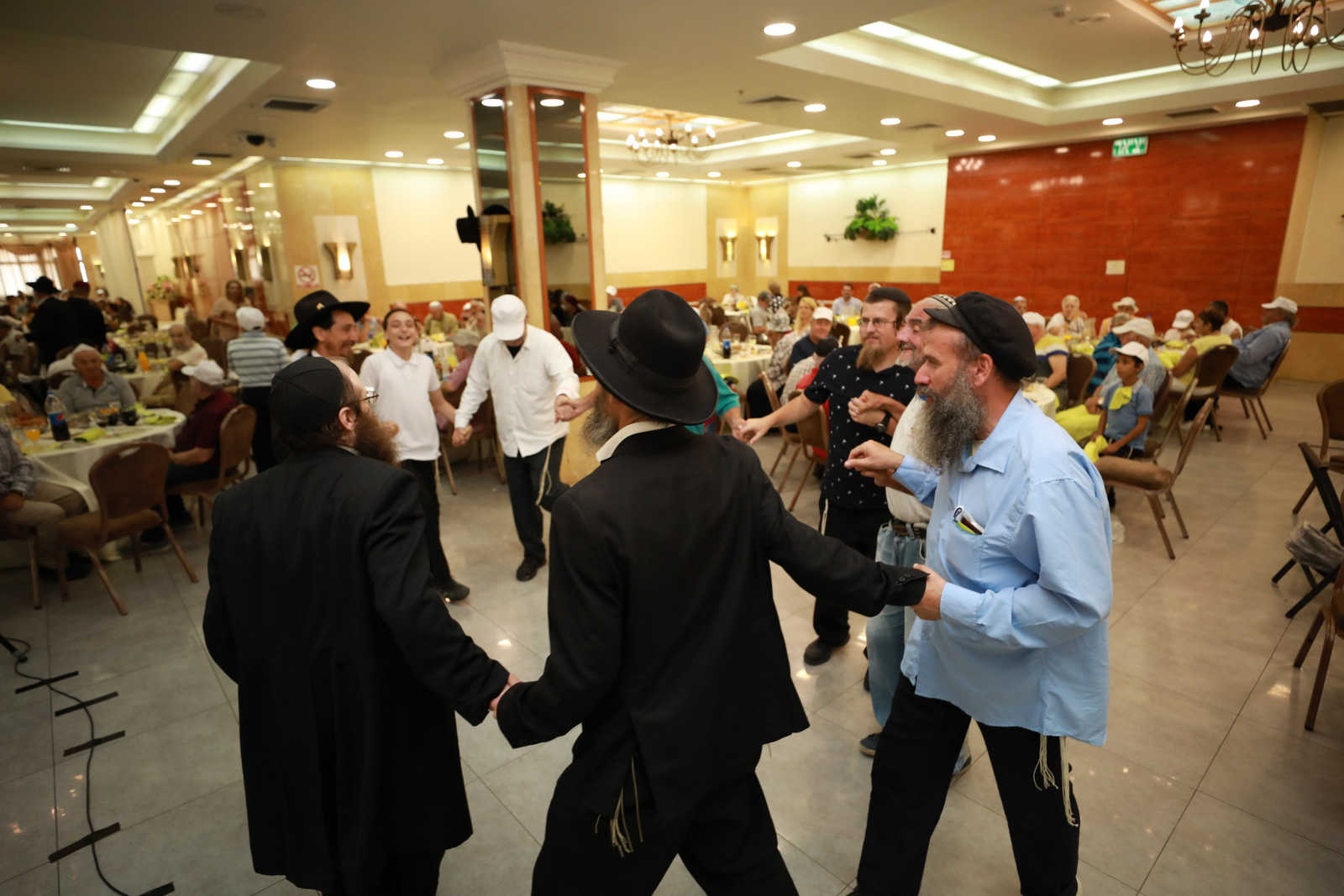 סדנת יצירה מעץ לגיל הזהב בירושלים