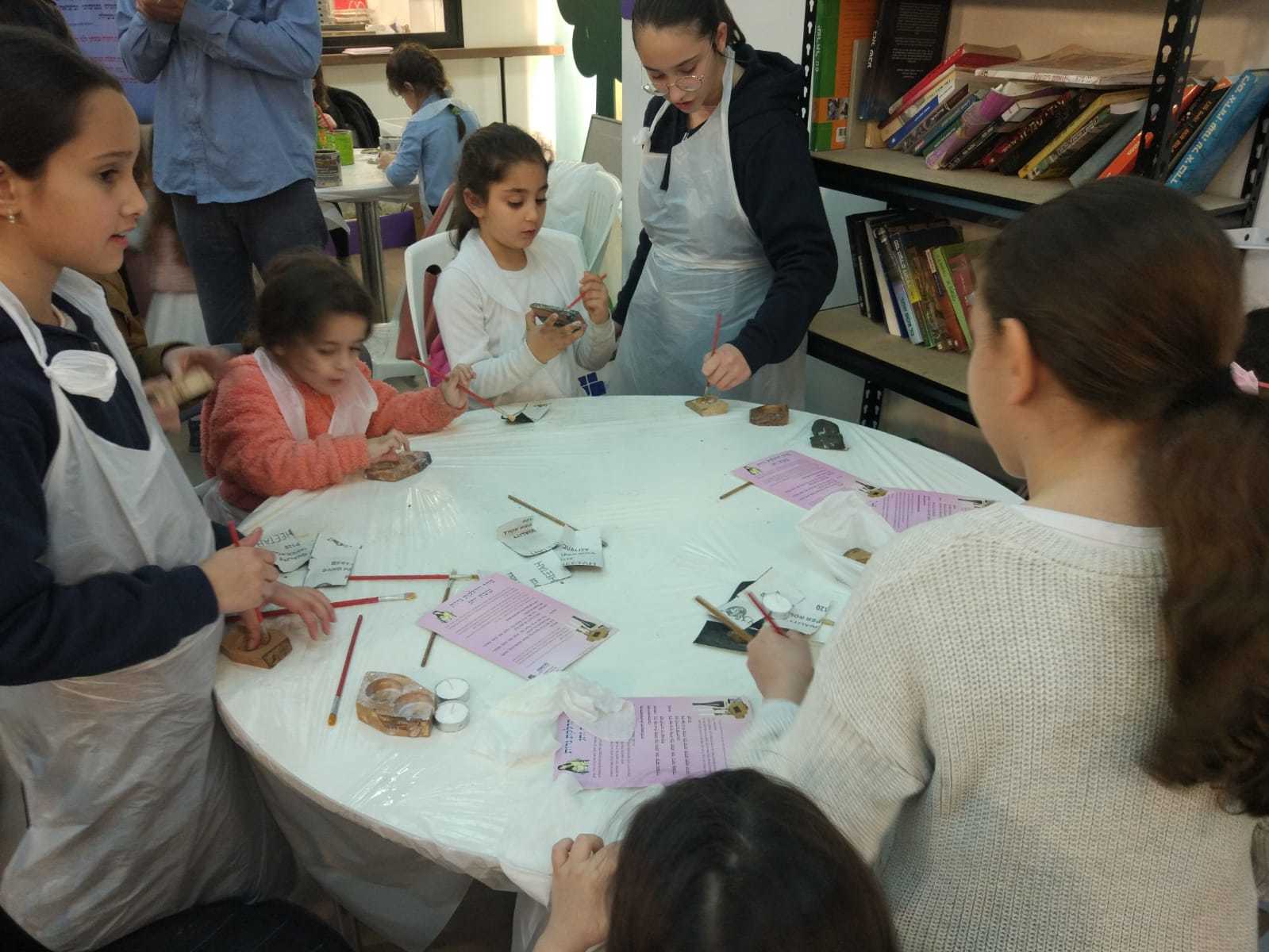 סדנת פמוטים גני חב"ד חולון