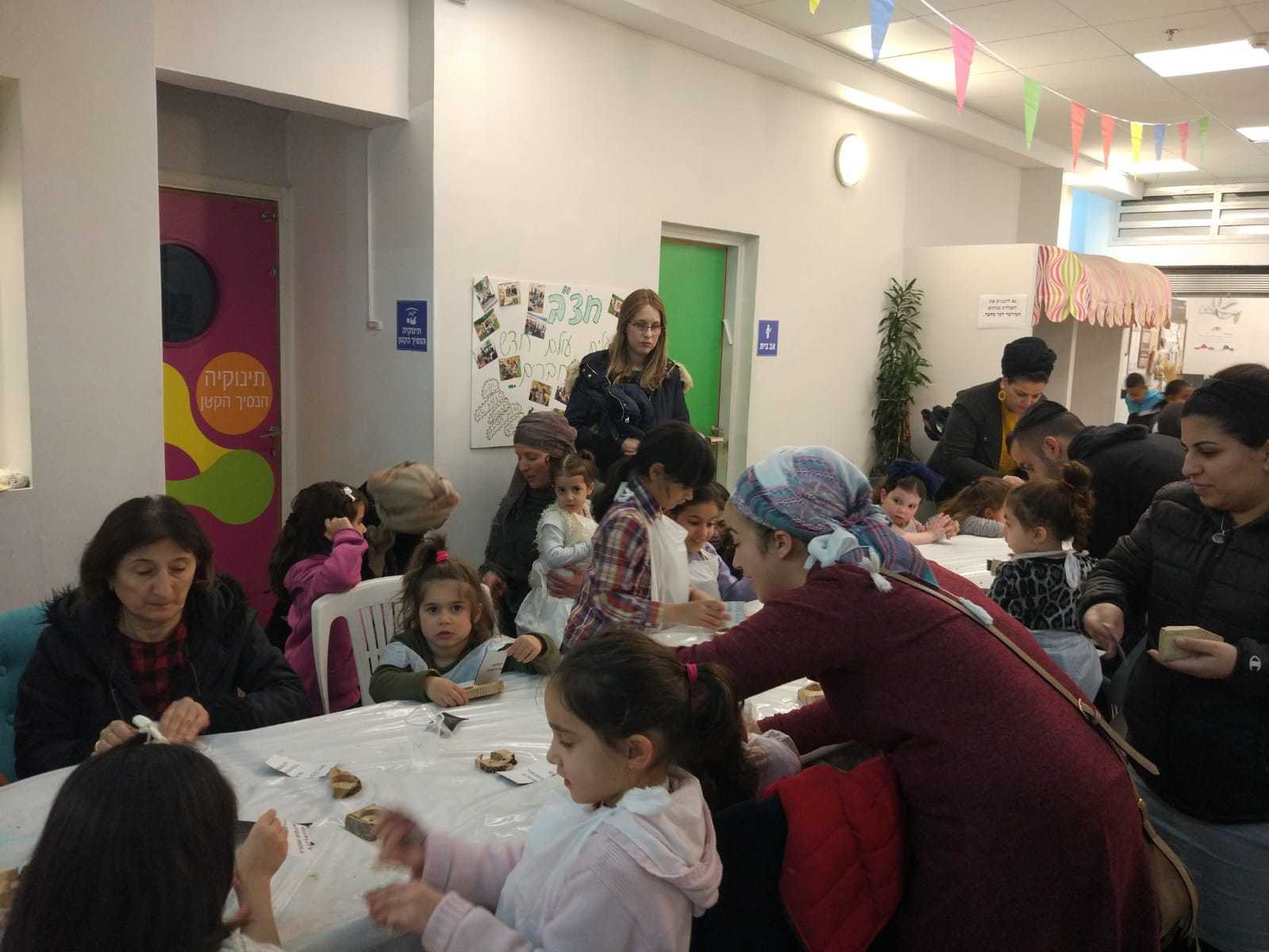 סדנת פמוטים גני חב"ד חולון