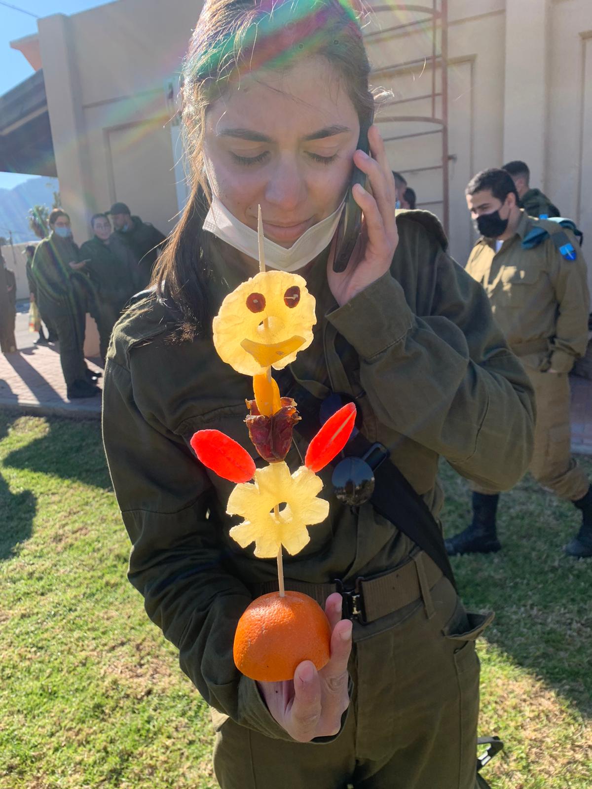 פעילות טו בשבט לחיילים